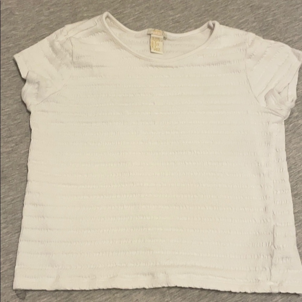 🌻F21 white stretchy girls tee